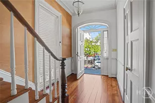 221 E Charlton St, Savannah, GA 31401 - Photo 16
