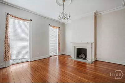 221 E Charlton Street, Savannah, GA 31401 - Photo 20
