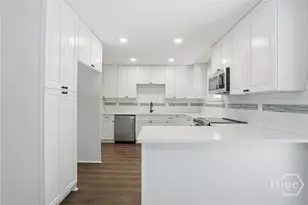21 Sheridan Cir, Savannah, GA 31406 - Photo 12