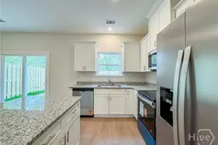 107 Heirloom Rd, Hinesville, GA 31313 - Photo 2