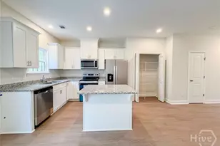 107 Heirloom Rd, Hinesville, GA 31313 - Photo 10