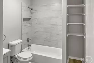 1402 New Castle St, Savannah, GA 31415 - Photo 6