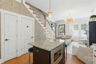 720 Tattnall St, Savannah, GA 31401 - Photo 8