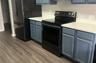 270 Teal Lake Dr, Richmond Hill, GA 31324 - Photo 6