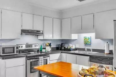 501 E Broughton Street, Savannah, GA 31401 - Photo 40