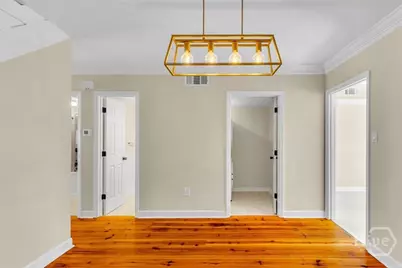 501 E Broughton Street, Savannah, GA 31401 - Photo 10