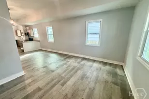 1137 E Gwinnett St, Savannah, GA 31404 - Photo 4