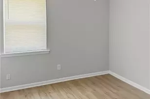 135 Hunt Club Ct, Savannah, GA 31406 - Photo 6