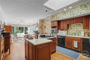 2 McEachern Ct, Savannah, GA 31411 - Photo 8