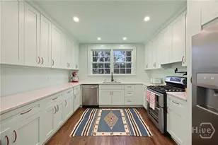 625 E 46th St, Savannah, GA 31405 - Photo 6