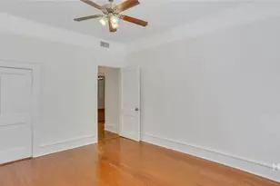 923 E Park Ave, Savannah, GA 31401 - Photo 12