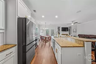145 Jacobs Cir, Richmond Hill, GA 31324 - Photo 14