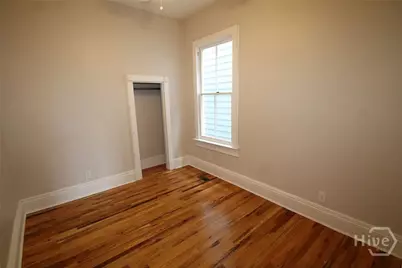 511 E 34th Street, Savannah, GA 31401 - Photo 8