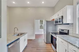 309 W 33rd St, Savannah, GA 31401 - Photo 12