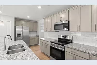 240 Mage Street, Savannah, GA 31302 - Photo 22