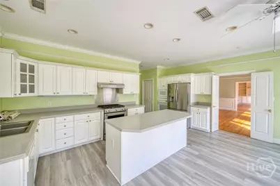 308 Bradley Point Road, Savannah, GA 31410 - Photo 16