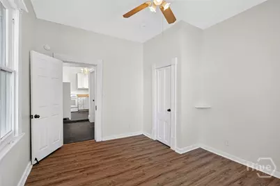 22 E 37th Street, Savannah, GA 31401 - Photo 18