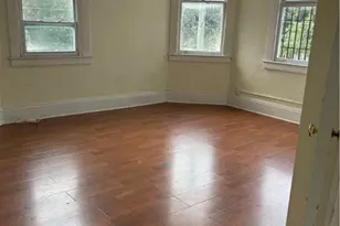 201 E 39th St, Savannah, GA 31401 - Photo 6