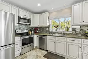312 E 58th St, Savannah, GA 31405 - Photo 14