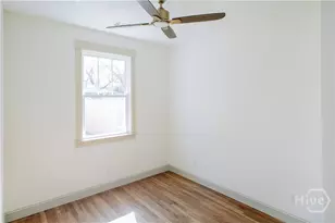 807 E 33rd, Savannah, GA 31401 - Photo 14