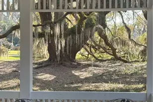 112 Majestic Oaks Dr, Savannah, GA 31406 - Photo 2