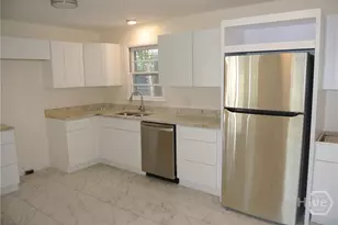2108 E 65th St, Savannah, GA 31404 - Photo 6
