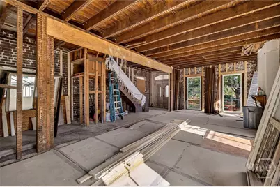 127 E Gordon Street, Savannah, GA 31401 - Photo 8