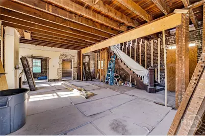 127 E Gordon Street, Savannah, GA 31401 - Photo 6