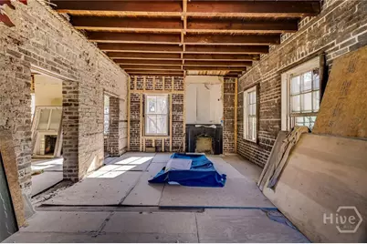 127 E Gordon Street, Savannah, GA 31401 - Photo 10