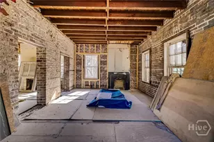 127 E Gordon St, Savannah, GA 31401 - Photo 10