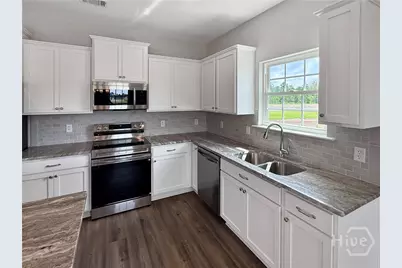 493 Buckhead Loop SE, Allenhurst, GA 31301 - Photo 8