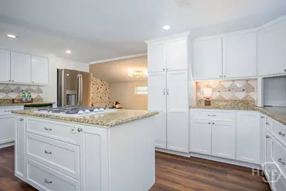 7 Broadmoor Circle, Savannah, GA 31406 - Photo 8