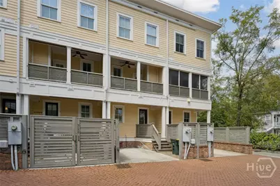 714 Tattnall Street, Savannah, GA 31401 - Photo 30