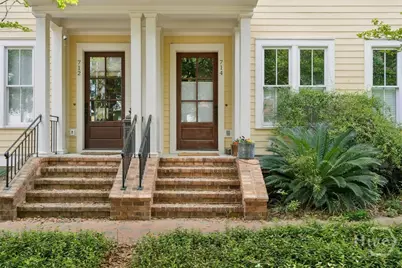 714 Tattnall Street, Savannah, GA 31401 - Photo 2