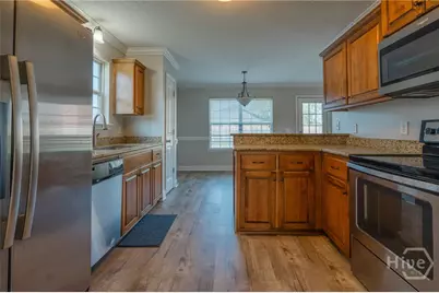 639 Amhearst Row, Hinesville, GA 31313 - Photo 10