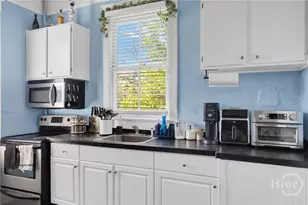 319 W 33rd St, Savannah, GA 31401 - Photo 38