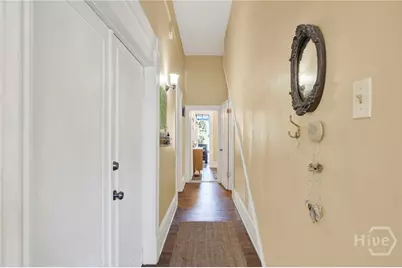 319 W 33rd Street, Savannah, GA 31401 - Photo 6