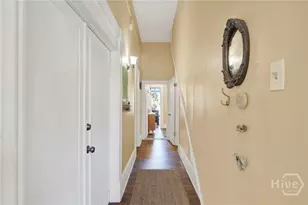319 W 33rd St, Savannah, GA 31401 - Photo 6