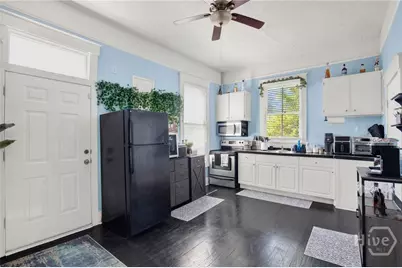 319 W 33rd Street, Savannah, GA 31401 - Photo 34