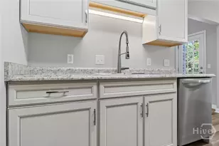 112 W Tahoe Dr, Savannah, GA 31405 - Photo 8