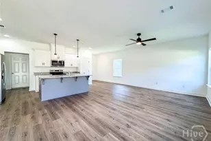 375 Boundary Hall Way, Hinesville, GA 31313 - Photo 12