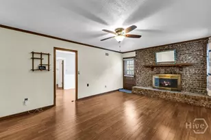 318 Sunderland Dr, Savannah, GA 31406 - Photo 22