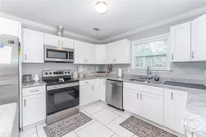 112 W 52nd Street, Savannah, GA 31405 - Photo 10