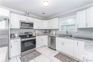 112 W 52nd St, Savannah, GA 31405 - Photo 10