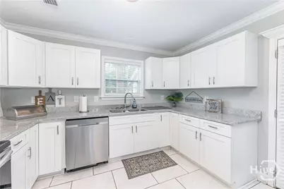 112 W 52nd Street, Savannah, GA 31405 - Photo 10