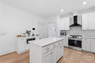 1112 E 31st St, Savannah, GA 31404 - Photo 8
