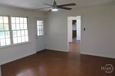 108 Wales Court, Savannah, GA 31410 - Photo 6