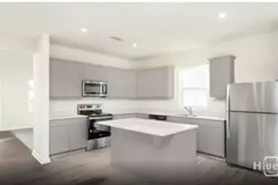 385 Crosstown Ave, Richmond Hill, GA 31324 - Photo 2