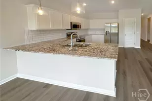 180 Pitchline Dr, Hinesville, GA 31313 - Photo 6