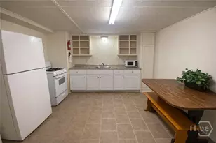 5013-B Ogeechee Rd, Savannah, GA 31405 - Photo 4